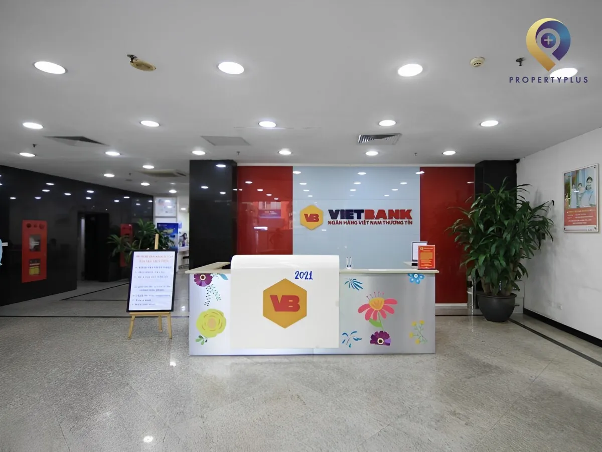 Quầy lễ tân tại tòa nhà Vietbank Building.